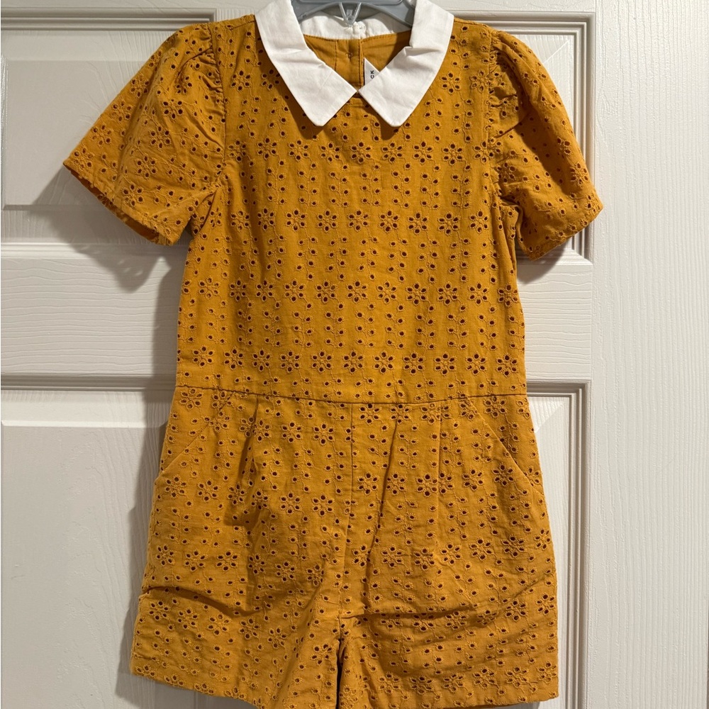 Janie and Jack Eyelet Romper with White Collar 6